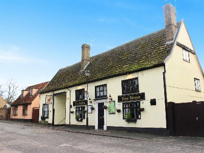 CAMBRIDGESHIRE - 16TH CENTURY COACHING INN WITH ADJOINING COTTAGE