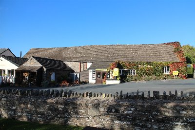 POWYS - SUBSTANTIAL PUB & RESTAURANT