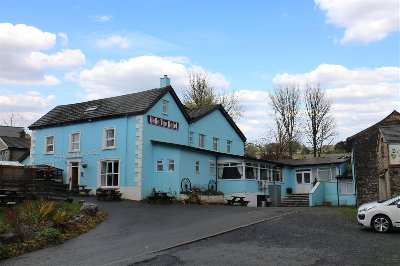 MID WALES - RIVERSIDE SPA TOWN