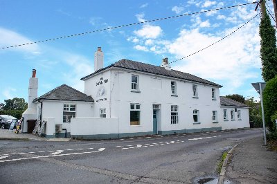 KENT - EXTENSIVELY RENOVATED PUBLIC HOUSE WITH PLANNING PERMISSION FOR SALE