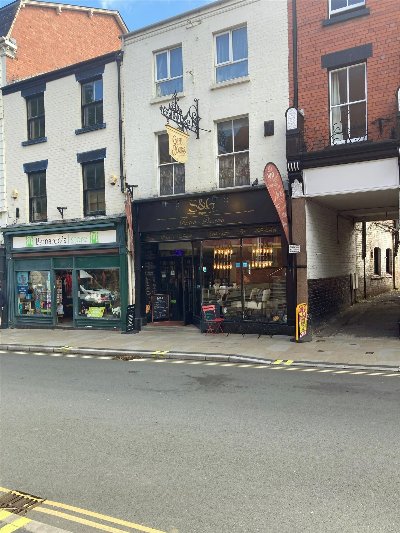 DENBIGHSHIRE – BISTRO/PIZZERIA IN ONE OF NORTH WALES MOST POPULAR TOURIST TOWNS