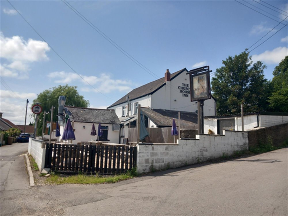 SOUTH WALES - WELL-ESTABLISHED AND HIGHLY PROFITABLE PUBLIC HOUSE WITH FOOD-LED BUSINESS
