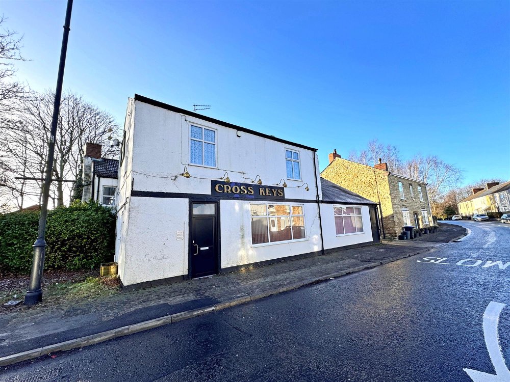 COUNTY DURHAM - VILLAGE PUB IN NEED OF MODERNISATION