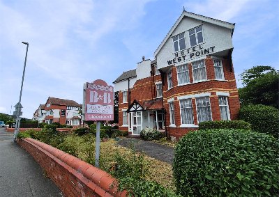 CONWY - 14 BEDROOM HOTEL IN THE SEASIDE RESORT OF COLWYN BAY