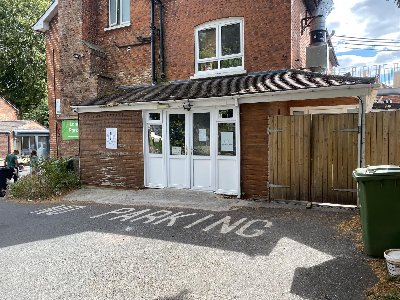 HEREFORDSHIRE - GROUND FLOOR LOCK-UP TAKEAWAY UNIT
